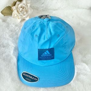 New with tags ADIDAS ADJUSTABLE FIT PREMIUM GOLF STRAPBACK HAT PULSE BLUE/CREW/